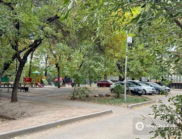 2-комнатная квартира, этаж 2 из 5, 44 м², На длительный срок, миниатюра 4