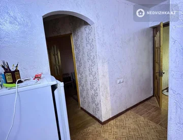 2-комнатная квартира, этаж 2 из 5, 44 м², На длительный срок, миниатюра 6