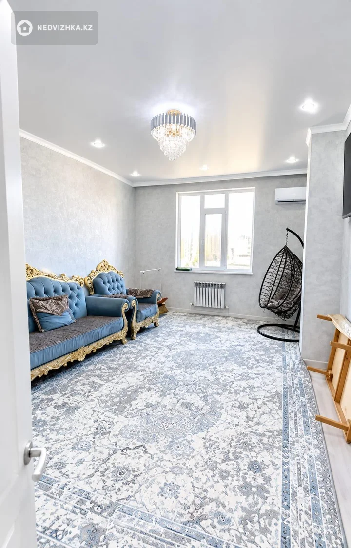 3-комнатная квартира, этаж 7 из 10, 100 м², фотография 3