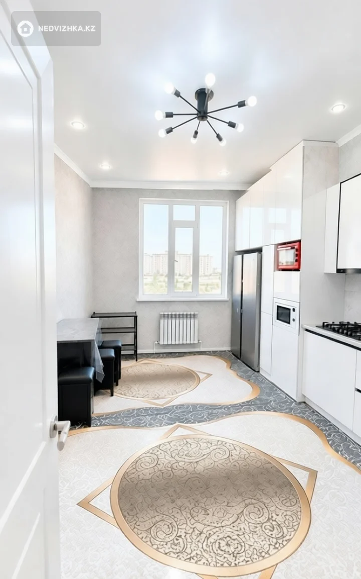 3-комнатная квартира, этаж 7 из 10, 100 м²