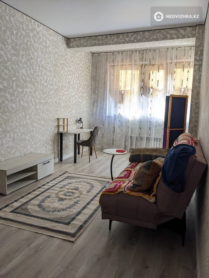 2-комнатная квартира, этаж 3 из 6, 49 м², фотография 4