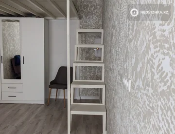 2-комнатная квартира, этаж 3 из 6, 49 м², миниатюра 5