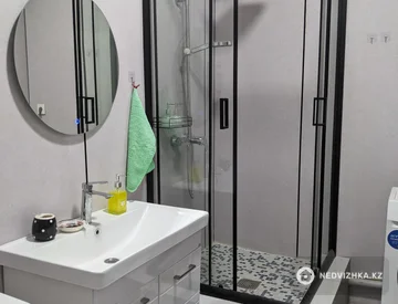 2-комнатная квартира, этаж 3 из 6, 49 м², миниатюра 9