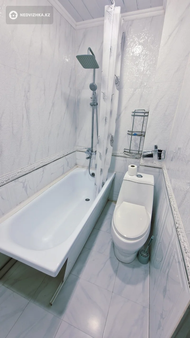 3-комнатная квартира, этаж 1 из 4, 60 м², На длительный срок, фотография 3