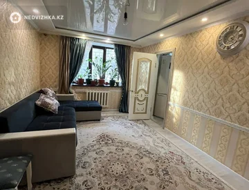 3-комнатная квартира, этаж 1 из 4, 60 м², На длительный срок, миниатюра 7