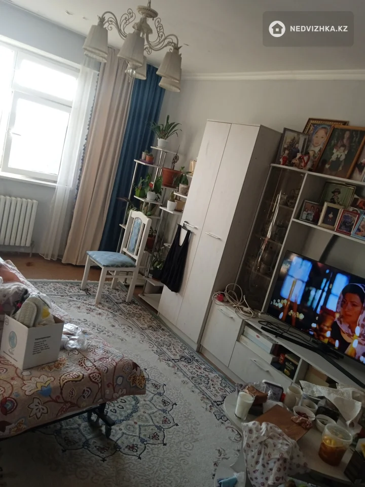 3-комнатная квартира, этаж 4 из 5, 88 м², фотография 4