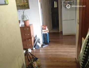 3-комнатная квартира, этаж 4 из 5, 88 м², миниатюра 9