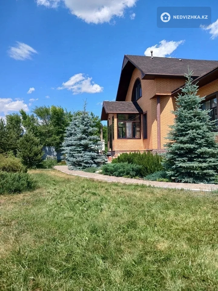 6-комнатный дом, 10 соток, 492 м², фотография 2