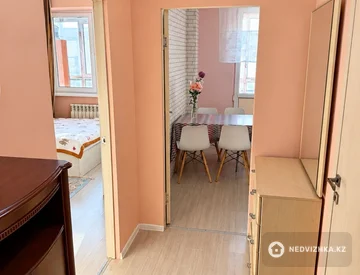 1-комнатная квартира, этаж 9 из 9, 40 м², миниатюра 3