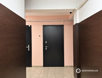 1-комнатная квартира, этаж 9 из 9, 40 м², миниатюра 7