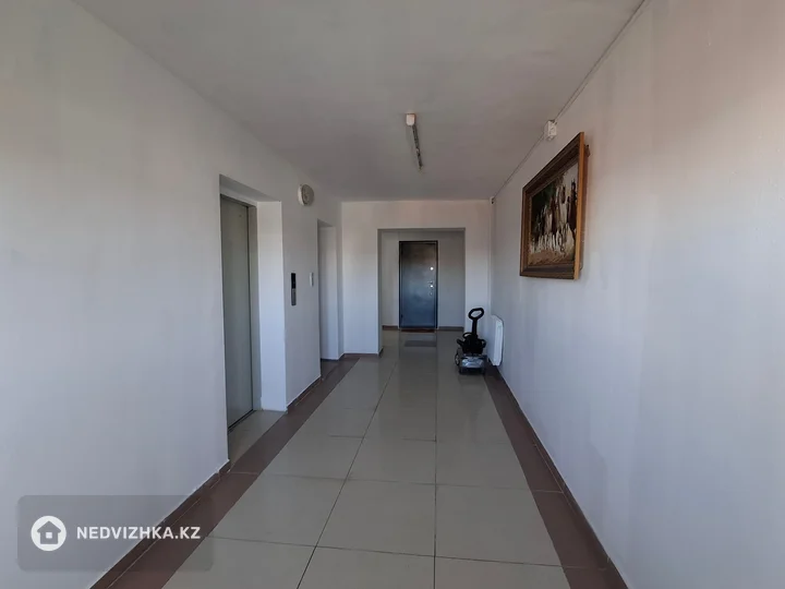 4-комнатная квартира, этаж 11 из 13, 80 м², фотография 4