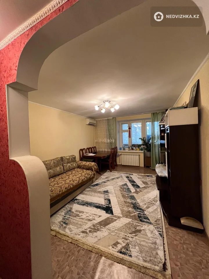3-комнатная квартира, этаж 3 из 6, 61 м²