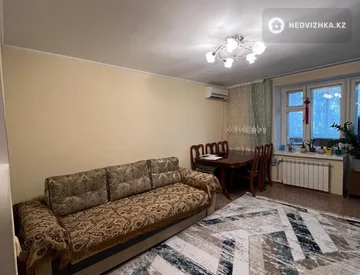 3-комнатная квартира, этаж 3 из 6, 61 м², миниатюра 3