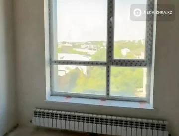 3-комнатная квартира, этаж 6 из 10, 118 м², миниатюра 1