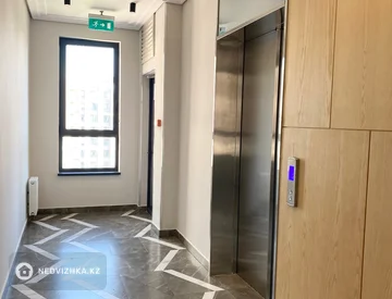 2-комнатная квартира, этаж 10 из 12, 47 м², миниатюра 7