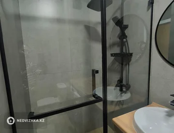 2-комнатная квартира, этаж 3 из 10, 55 м², миниатюра 10
