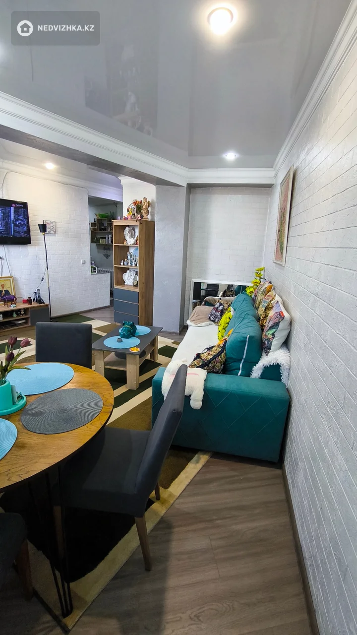 3-комнатная квартира, этаж 8 из 9, 70 м², фотография 3