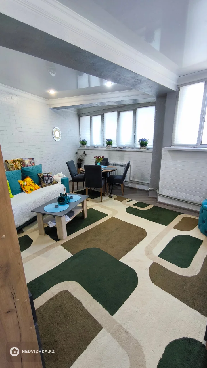 3-комнатная квартира, этаж 8 из 9, 70 м², фотография 5