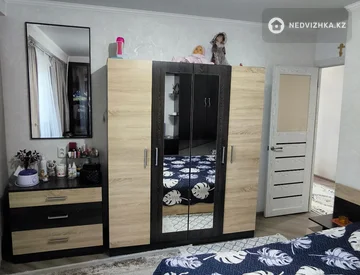 3-комнатная квартира, этаж 8 из 9, 70 м², миниатюра 11