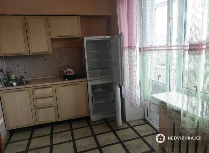 1-комнатная квартира, этаж 5 из 5, 42 м², На длительный срок, фотография 4