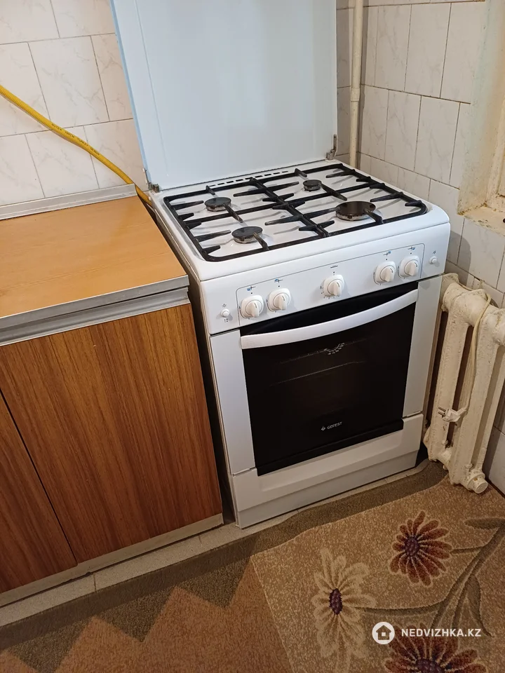 2-комнатная квартира, этаж 2 из 5, 50 м², На длительный срок, фотография 3