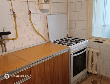 2-комнатная квартира, этаж 2 из 5, 50 м², На длительный срок, миниатюра 4