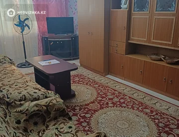 2-комнатная квартира, этаж 2 из 5, 50 м², На длительный срок, миниатюра 6