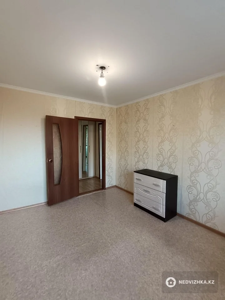 2-комнатная квартира, этаж 2 из 5, 48 м², фотография 2