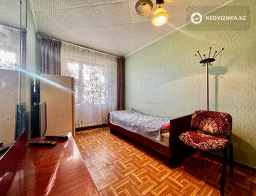3-комнатная квартира, этаж 3 из 5, 64 м², миниатюра 8