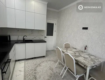 3-комнатная квартира, этаж 5 из 17, 86 м², миниатюра 9