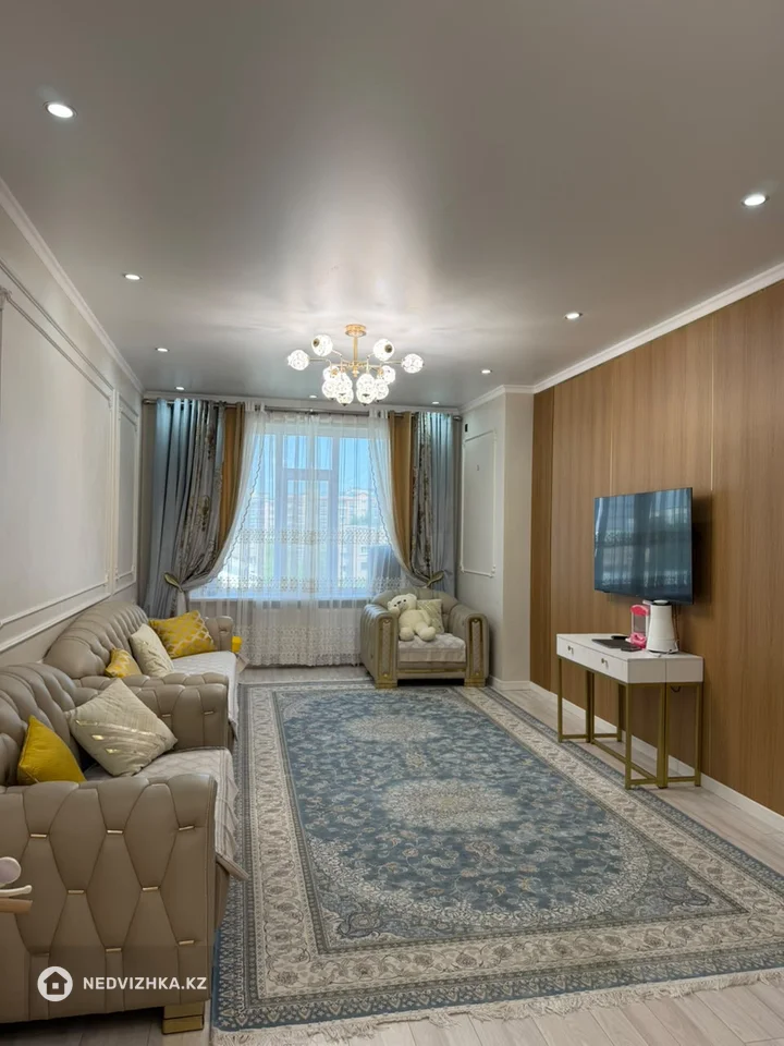 4-комнатная квартира, этаж 5 из 10, 110 м²
