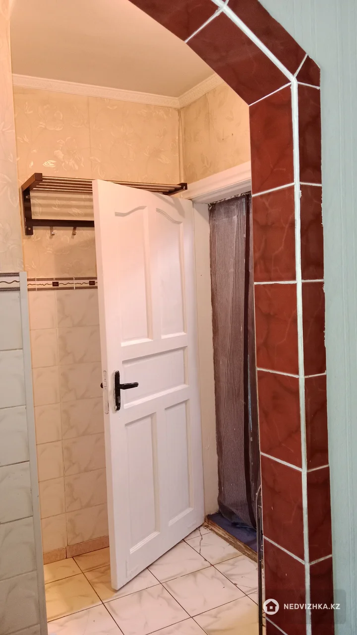 2-комнатная квартира, этаж 1 из 2, 43 м², фотография 4