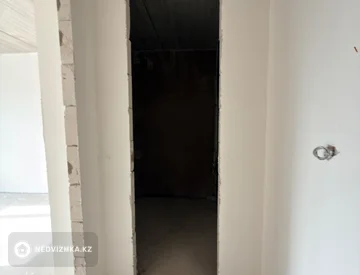 2-комнатная квартира, этаж 5 из 9, 59 м², миниатюра 1