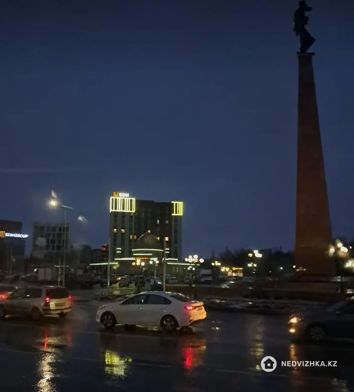 3-комнатная квартира, этаж 3 из 12, 117 м²