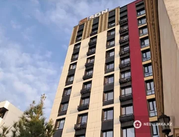 3-комнатная квартира, этаж 3 из 12, 117 м², миниатюра 3