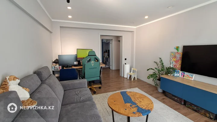 3-комнатная квартира, этаж 5 из 5, 72 м², фотография 4