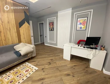 3-комнатная квартира, этаж 2 из 12, 113 м², миниатюра 12