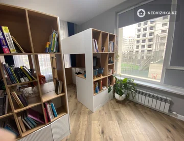 3-комнатная квартира, этаж 2 из 12, 113 м², миниатюра 11
