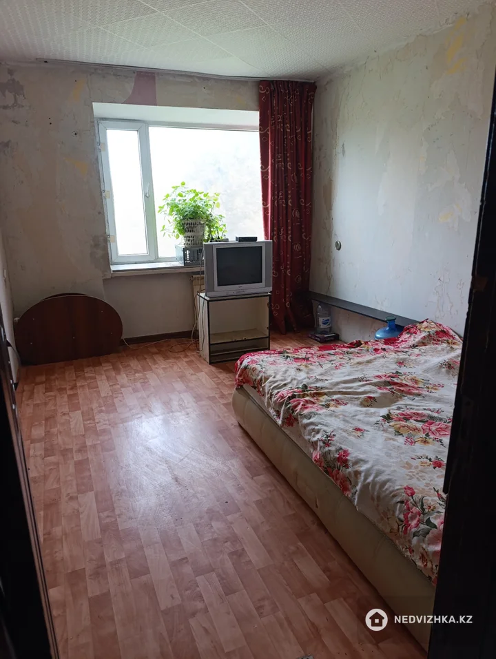2-комнатная квартира, этаж 2 из 5, 61 м², фотография 4