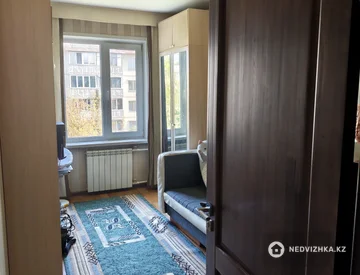 4-комнатная квартира, этаж 4 из 5, 82 м², миниатюра 4
