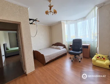 3-комнатная квартира, этаж 2 из 9, 97 м², миниатюра 7