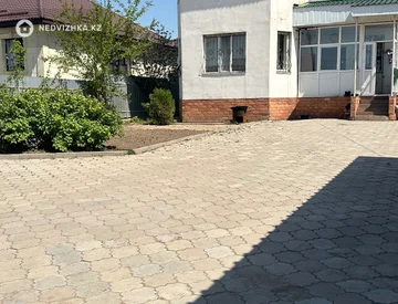 6-комнатный дом, 9 соток, 180 м², миниатюра 1