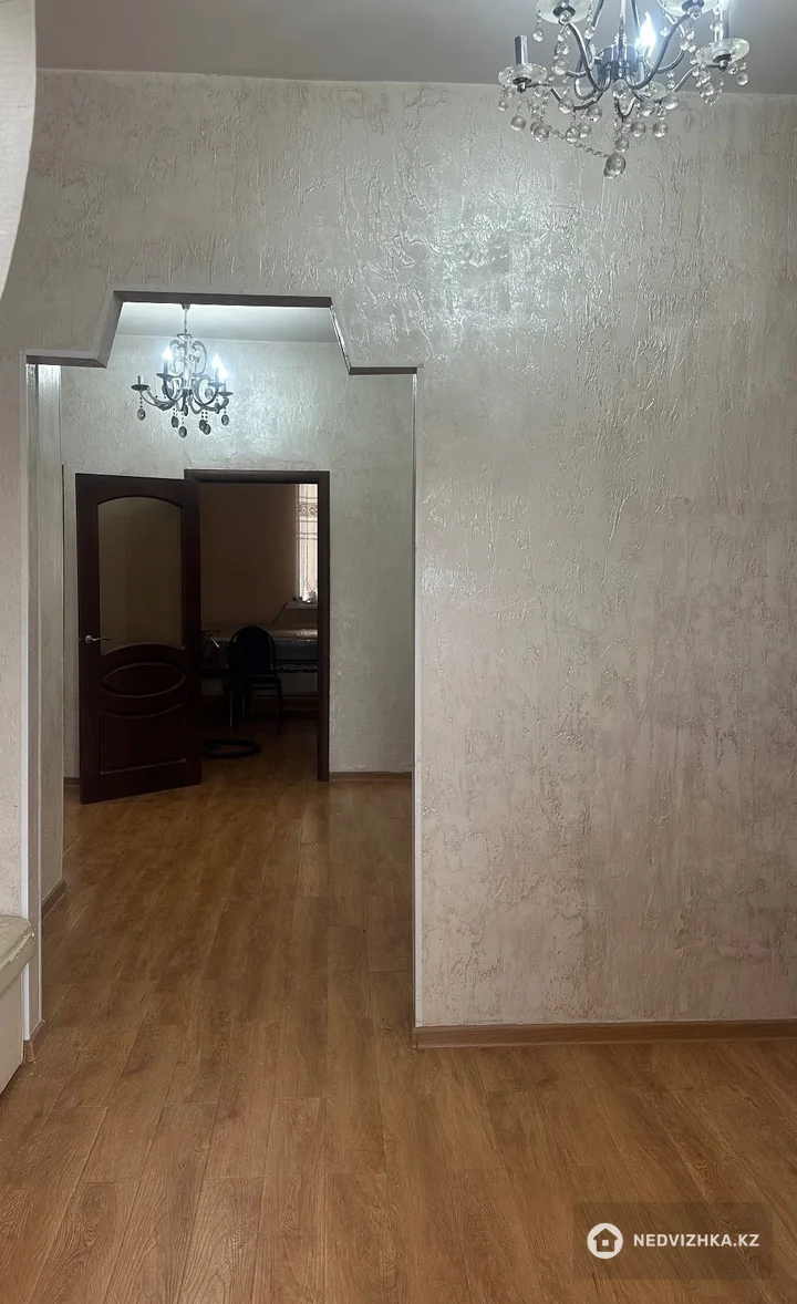 6-комнатный дом, 9 соток, 180 м², фотография 3