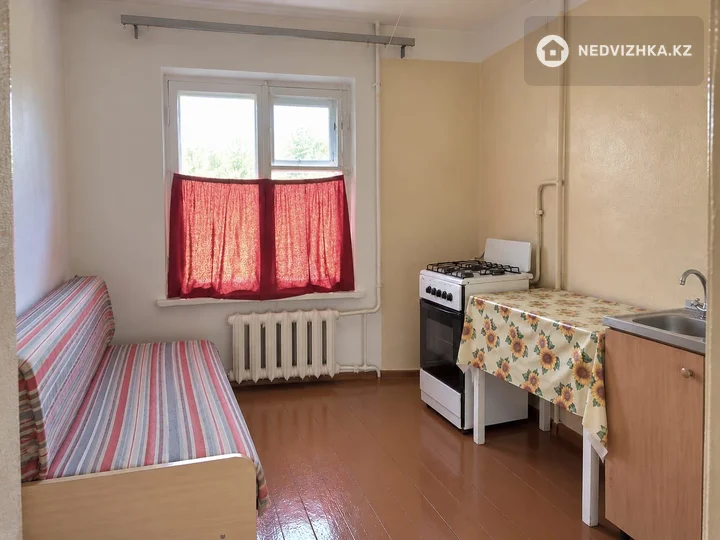 1-комнатная квартира, этаж 4 из 5, 36 м², фотография 5