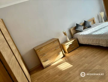 2-комнатная квартира, этаж 2 из 5, 43 м², миниатюра 3