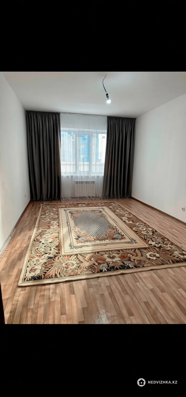 3-комнатная квартира, этаж 8 из 9, 85 м², фотография 2