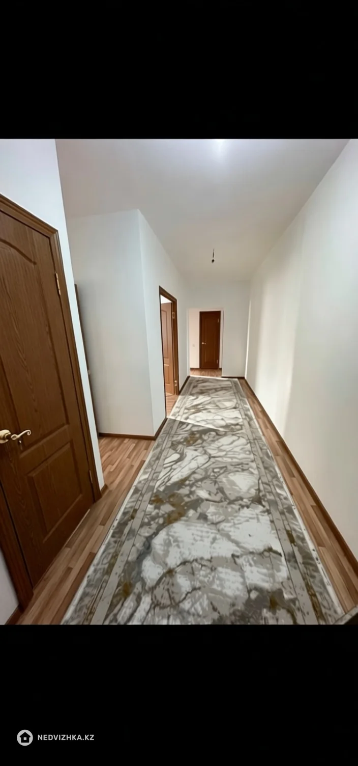 3-комнатная квартира, этаж 8 из 9, 85 м², фотография 3