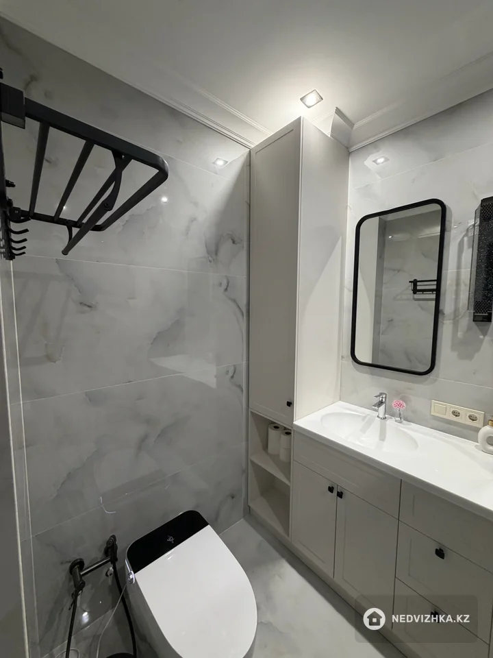 7-комнатный дом, 30 соток, 403 м², фотография 4