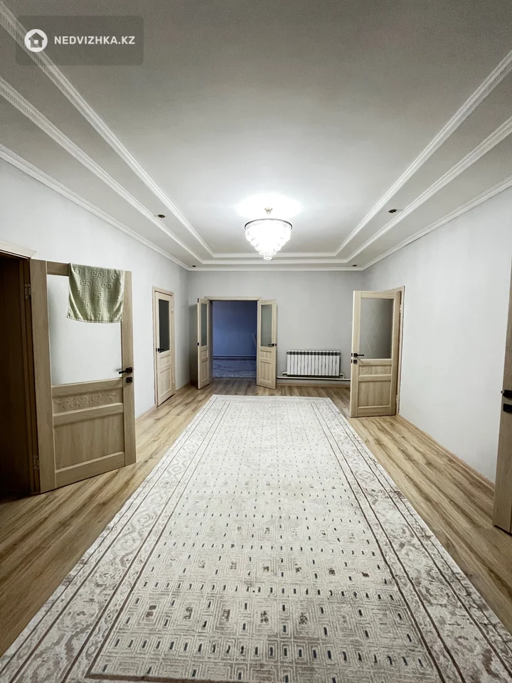 6-комнатный дом, 10 соток, 200 м², фотография 5