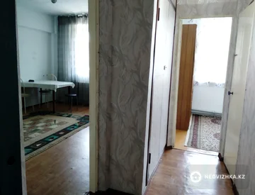 1-комнатная квартира, этаж 4 из 4, 37 м², миниатюра 5